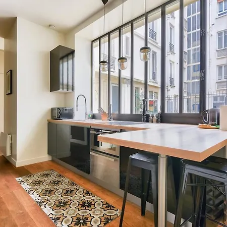 Modern 15 Mn Walk To Arc De Triomphe Parigi